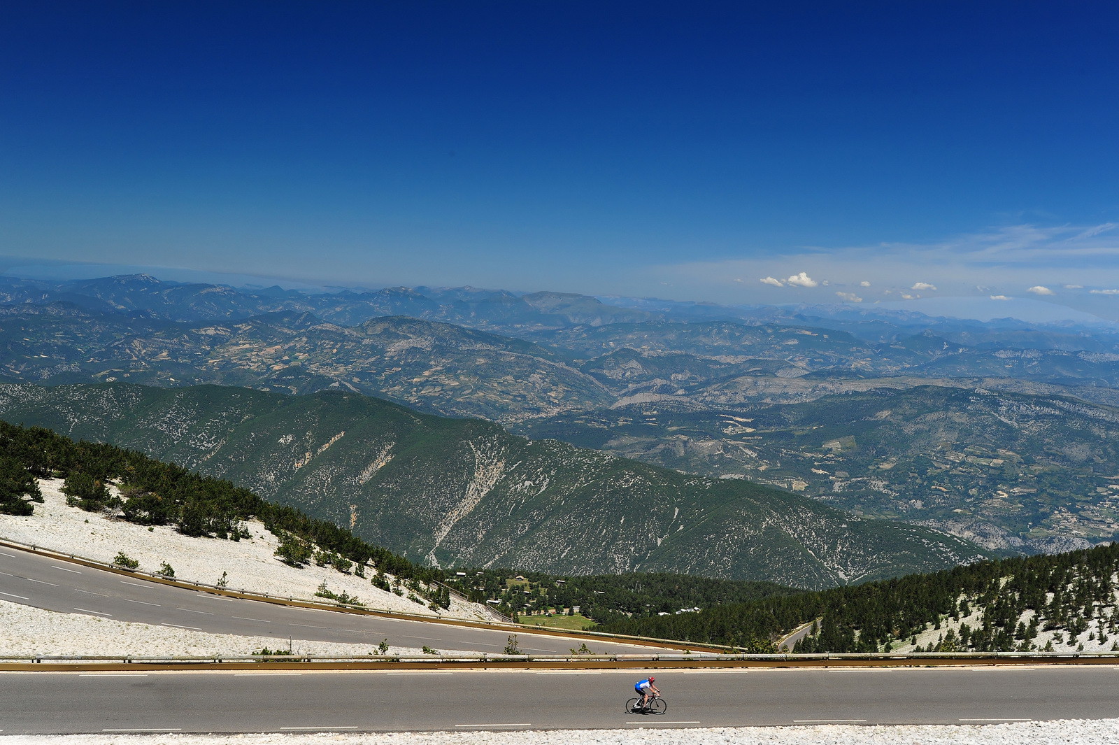 Le mont Ventoux, pour le conseil régional Provece Alpes Cote d'Azur