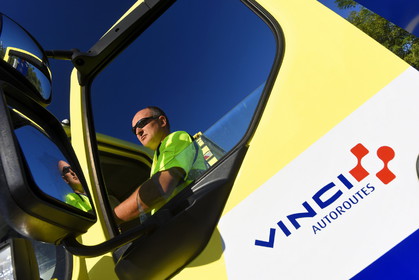 Pour le réseau Vinci Autoroutes, district de Gallargues (34), octobre 2014